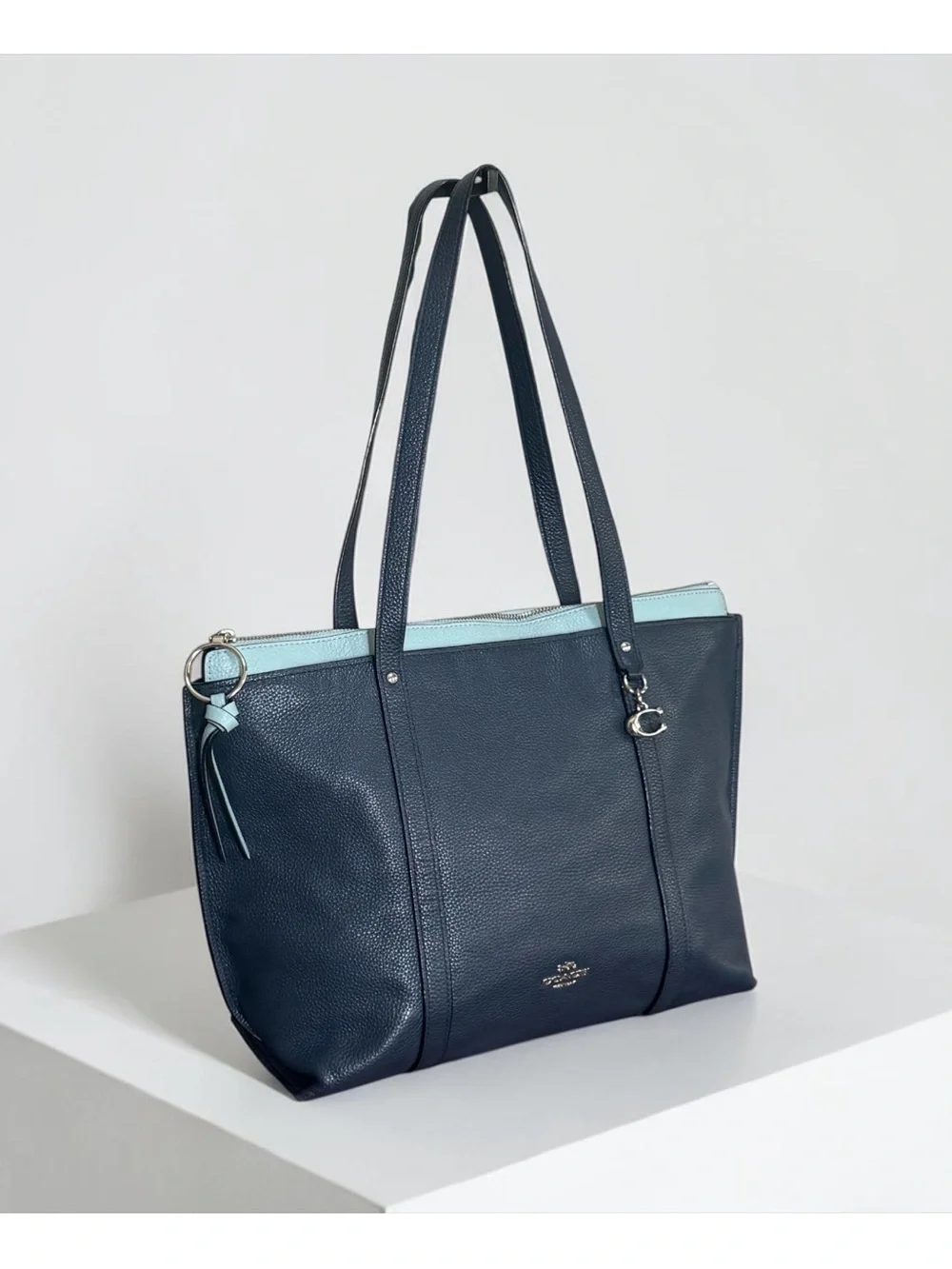 Authentic Coach May Two Tone Blue Pebbled Leather Tote Bag!